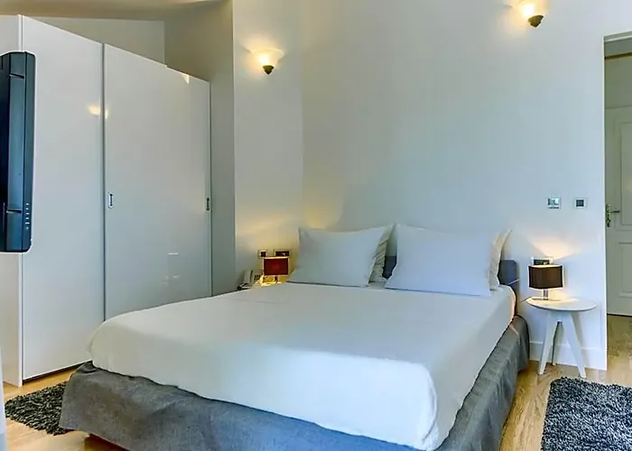 Hotel Riva Kastela With Swimming Pool
